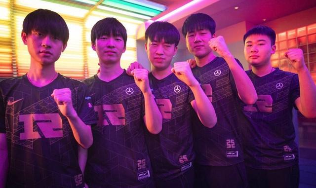 或许应当更 或许应当更